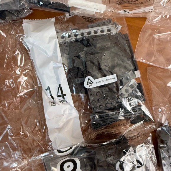 LEGO Star Wars Millennium Falcon Building Set PIECES ONLY NOT A FULL SET - Picture 9 of 15